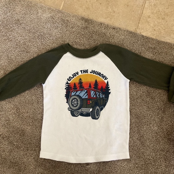 4T boys long sleeve shirt - Picture 1 of 3